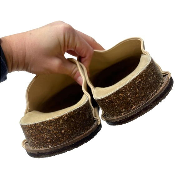 Jenni Kayne | Oiled Leather Moc Clog in Natural 39 - Picture 8 of 12